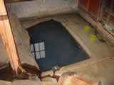 孫六温泉の内湯